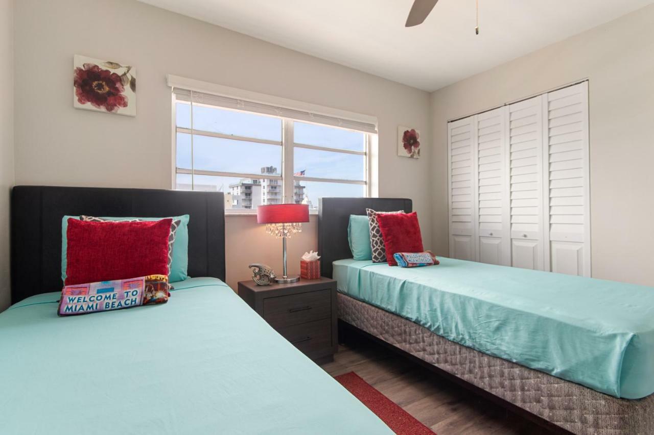 2 Bedroom 2 Bath With Patio On 11Th Collins Ave Miami Beach Exterior foto