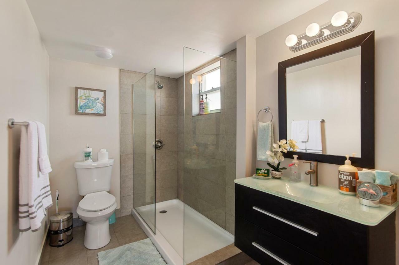 2 Bedroom 2 Bath With Patio On 11Th Collins Ave Miami Beach Exterior foto