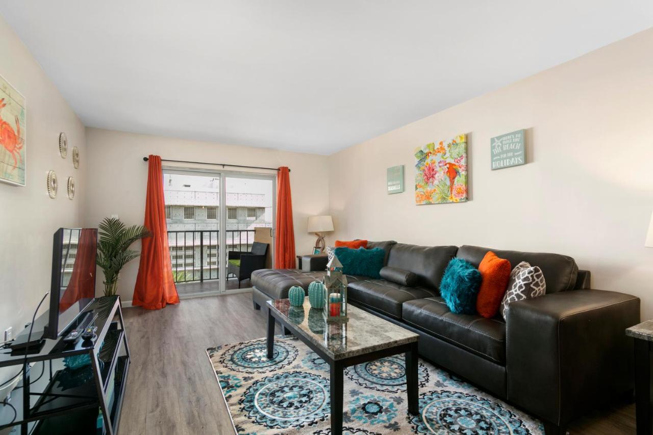 2 Bedroom 2 Bath With Patio On 11Th Collins Ave Miami Beach Exterior foto